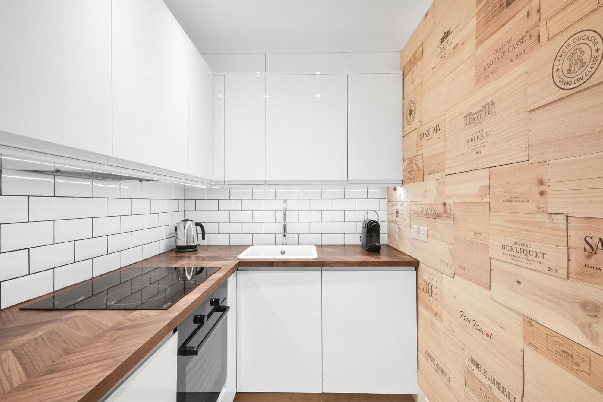 לונדון Lovely Large 1 Bed Renovated Flat W Balcony & 600Mb Wifi מראה חיצוני תמונה